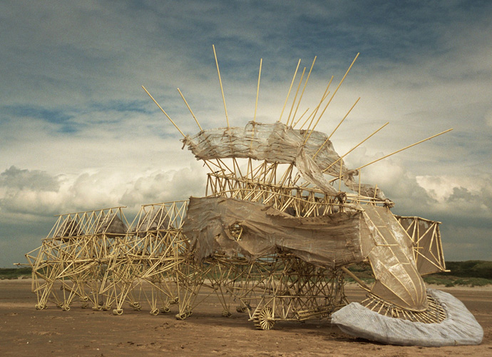 Strandbeest by Theo Jansen